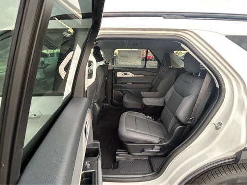 New 2026 Ford Explorer Active AWD/4WD image 10