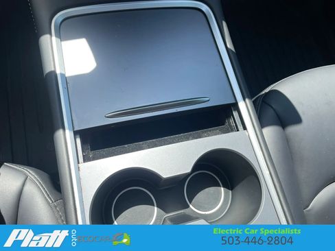 Used 2024 Tesla Model Y Long Range RWD image 33