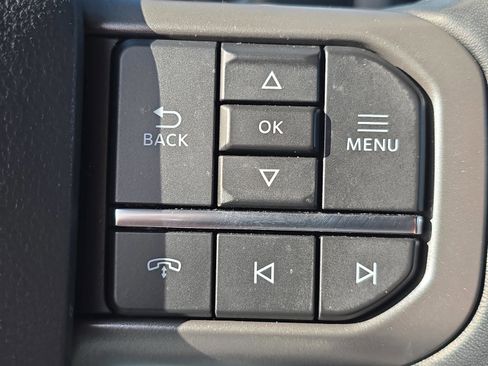 Used 2022 Ford F150 Lariat w/ Tow Technology Package image 26