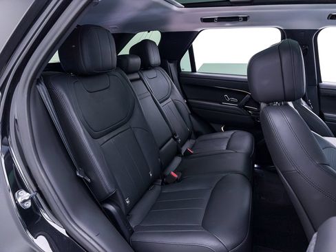 Used 2024 Land Rover Range Rover Sport SE AWD/4WD image 37