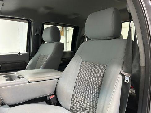 Used 2014 Ford F250 XLT w/ XLT Value Package image 21