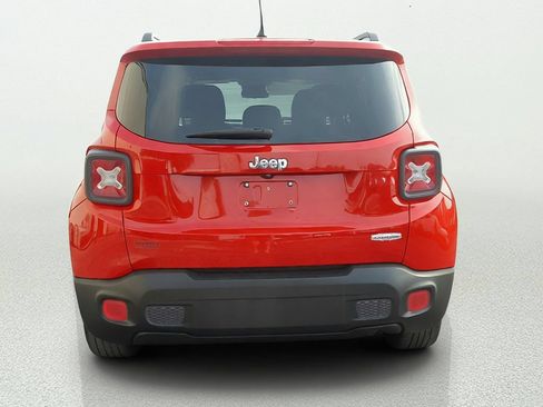 Used 2015 Jeep Renegade Latitude w/ Popular Equipment Group FWD image 6