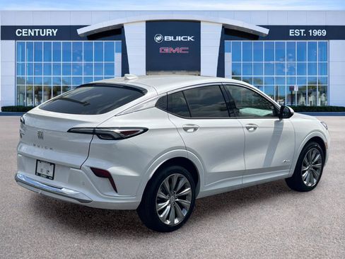 New 2026 Buick Envista Avenir FWD image 3