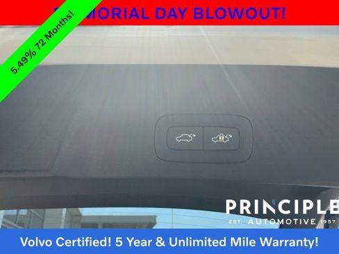 Certified 2025 Volvo XC40 B5 Core AWD/4WD image 15