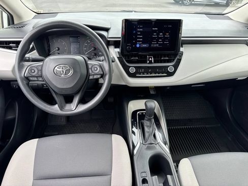 Certified 2025 Toyota Corolla LE w/ LE Premium Package FWD image 34