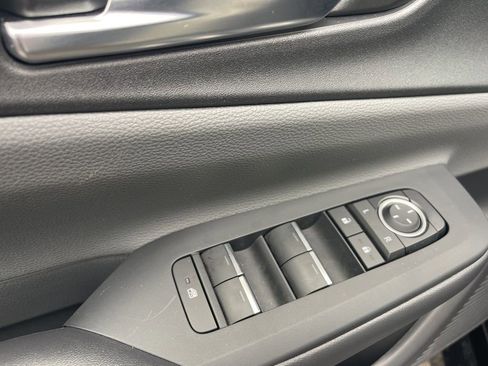 Used 2024 Toyota Prius XLE image 25