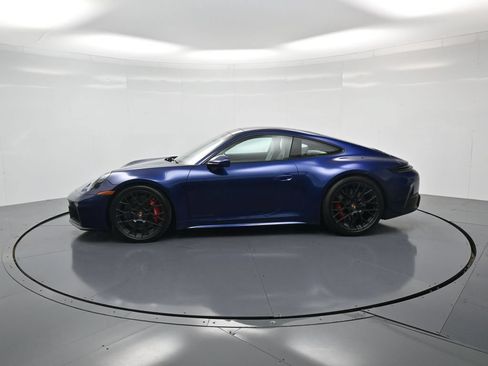 Used 2026 Porsche 911 Carrera GTS RWD image 2