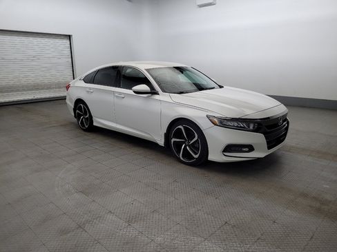 Used 2019 Honda Accord Sport image 11
