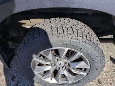 Used 2019 Chevrolet Silverado 1500 RST w/ All-Star Edition image 14