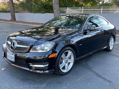 Used 2012 Mercedes-Benz C 250 Coupe image 3