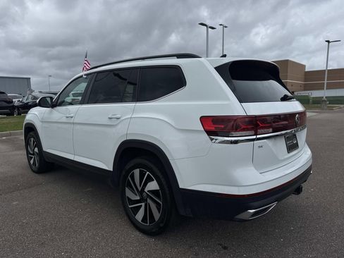 Used 2025 Volkswagen Atlas SE FWD image 7