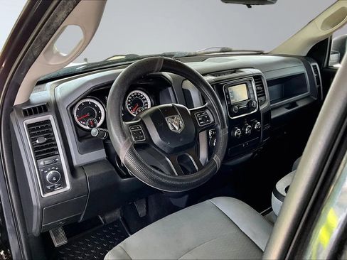 Used 2017 RAM 1500 Express AWD/4WD image 14