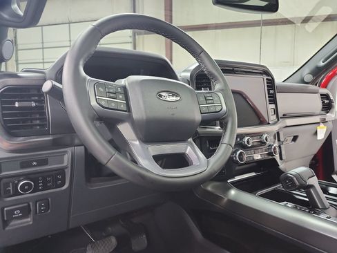 Used 2025 Ford F150 Lariat AWD/4WD image 19