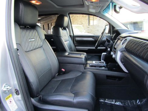 Used 2014 Toyota Tundra Platinum image 12