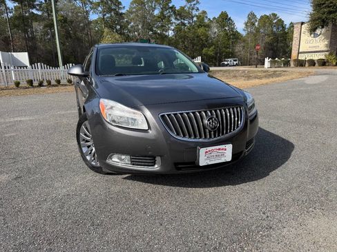 Used 2011 Buick Regal CXL Turbo w/ TO2 Preferred Equipment Group image 38