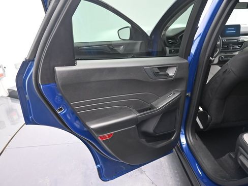 Used 2023 Ford Escape Active image 18