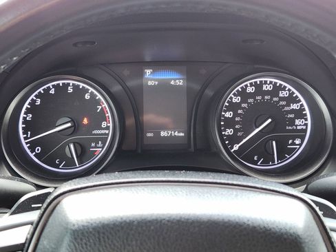 Used 2023 Toyota Camry SE image 24