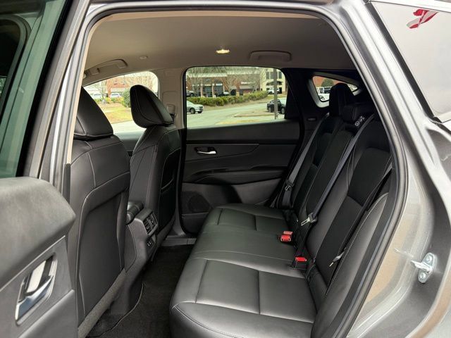 Used 2025 Nissan Murano SV FWD image 26