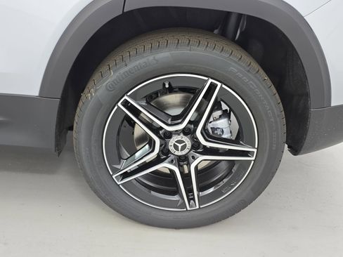 New 2026 Mercedes-Benz GLB 250 4MATIC image 33