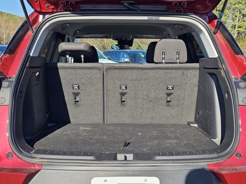 Used 2025 Chevrolet TrailBlazer LT image 11