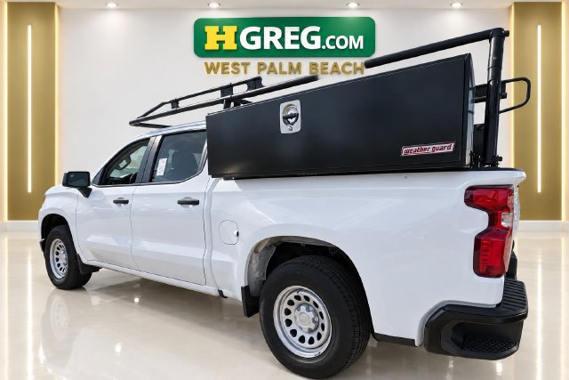 Used 2024 Chevrolet Silverado 1500 W/T w/ WT Value Package AWD/4WD image 2