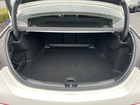 Used 2025 Mercedes-Benz C 300 4MATIC Sedan image 34