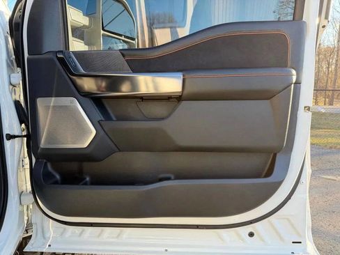 Used 2024 Ford F250 Platinum image 29