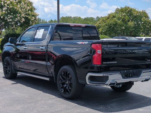 Used 2023 Chevrolet Silverado 1500 LTZ w/ LTZ Convenience Package II AWD/4WD image 8