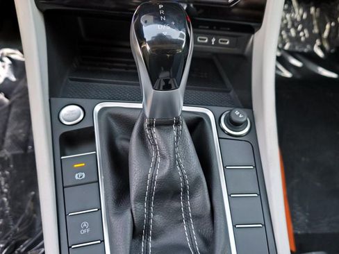 New 2026 Volkswagen Jetta SE image 17