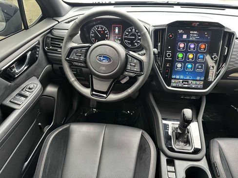 Used 2025 Subaru Forester Touring image 17
