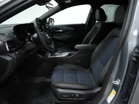 New 2026 Buick Envista Sport Touring w/ Convenience I Package FWD image 25