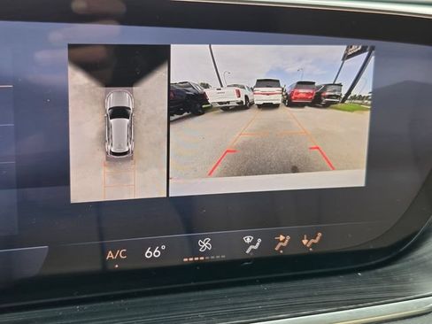 Used 2024 Buick Envision Preferred AWD/4WD image 18