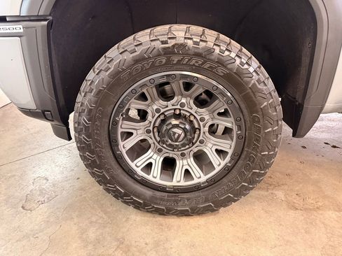 Used 2024 GMC Sierra 2500 Denali w/ Denali Reserve Package image 14