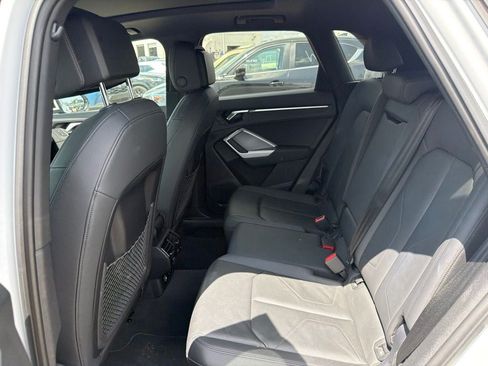 Used 2025 Audi Q3 2.0T Premium AWD/4WD image 3