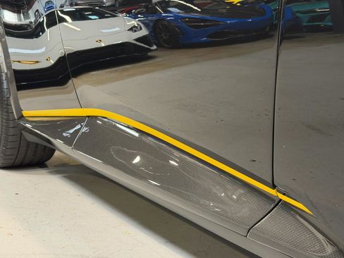 Used 2024 Ferrari Purosangue image 20