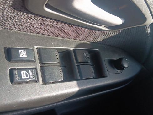 Used 2009 Suzuki SX4 AWD Hatchback w/ Touring Pkg image 19