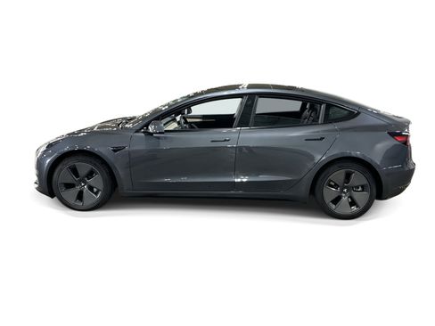 Certified 2023 Tesla Model 3 Standard Range RWD image 3