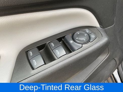 Used 2023 Chevrolet Equinox LS w/ LS Convenience Package AWD/4WD image 16