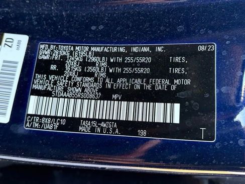 Used 2024 Toyota Grand Highlander AWD image 35