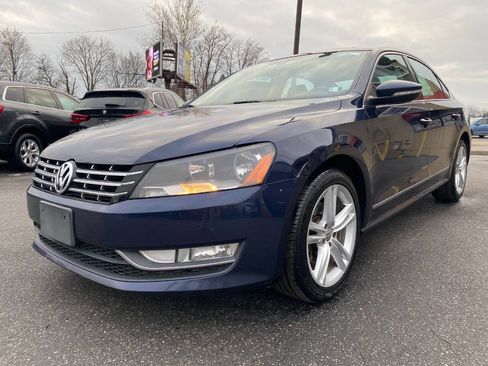 Used 2012 Volkswagen Passat TDI SE image 7