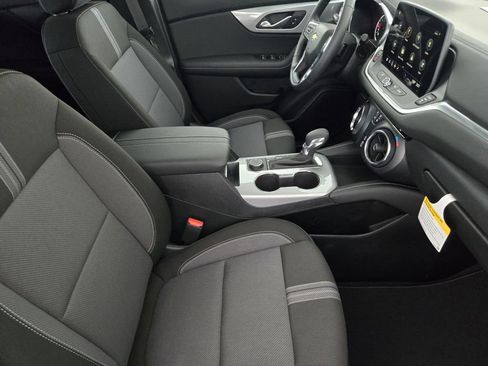 New 2026 Chevrolet Blazer LT w/ Midnight/Sport Edition FWD image 16