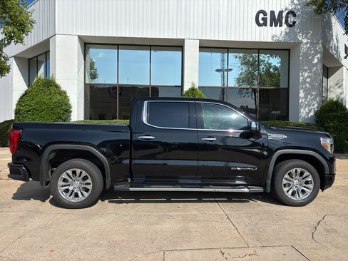 Used 2021 GMC Sierra 1500 Denali w/ Technology Package AWD/4WD image 9