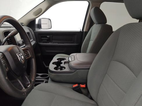 Used 2018 RAM 2500 Tradesman w/ Chrome Appearance Group image 17