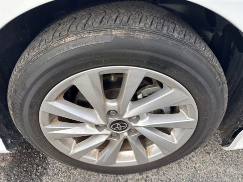 Used 2023 Toyota Camry LE image 12