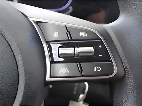 New 2026 Kia Seltos LX image 29