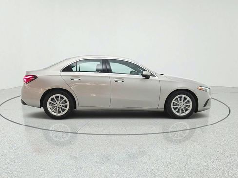 Used 2020 Mercedes-Benz A 220 image 4