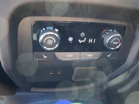 New 2026 Chevrolet Traverse RS w/ LPO, Floor Liner Package AWD/4WD image 14