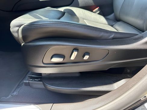 Used 2019 Cadillac XT5 Luxury AWD/4WD image 10