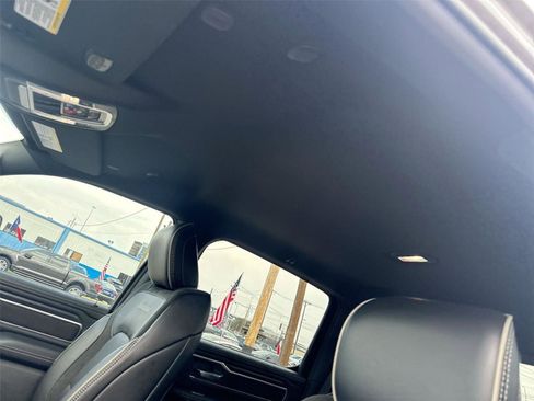 Used 2023 RAM 1500 Laramie AWD/4WD image 16