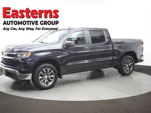 Used 2022 Chevrolet Silverado 1500 LT AWD/4WD image 60